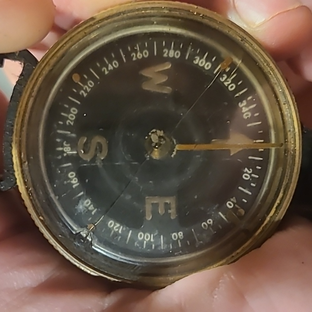 Compass - Picture 3 of 3
